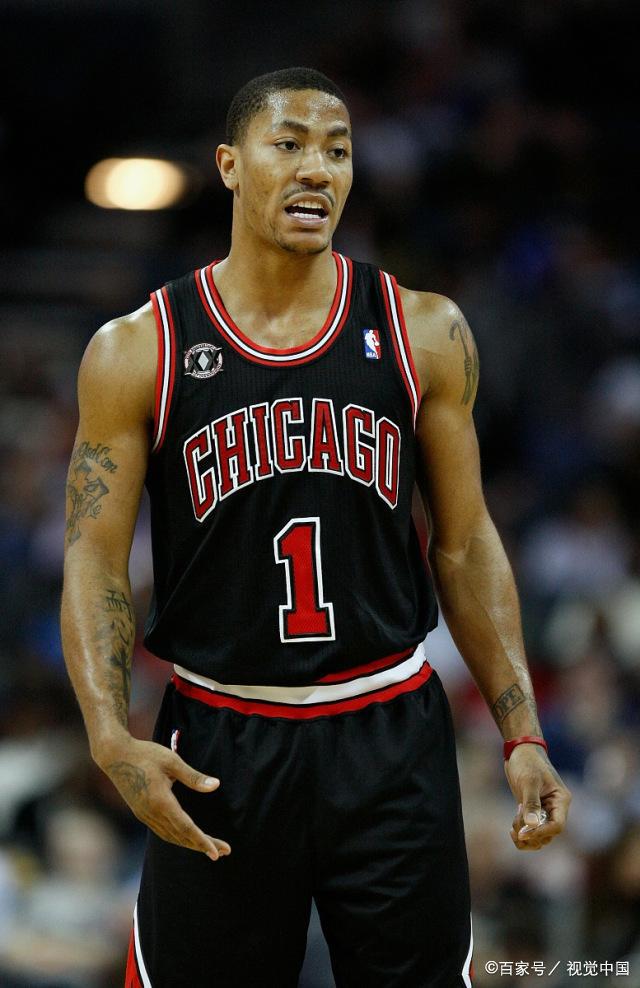 印第安纳步行者迎欧冠关键赛,集结日主帅复盘,悬念犹存,临场指挥获称赞(48岁老将丘索维金娜) 印第安纳步行者迎欧冠关键赛,集结日主帅复盘,悬念犹存,临场指挥获称赞(48岁老将丘索维金娜)