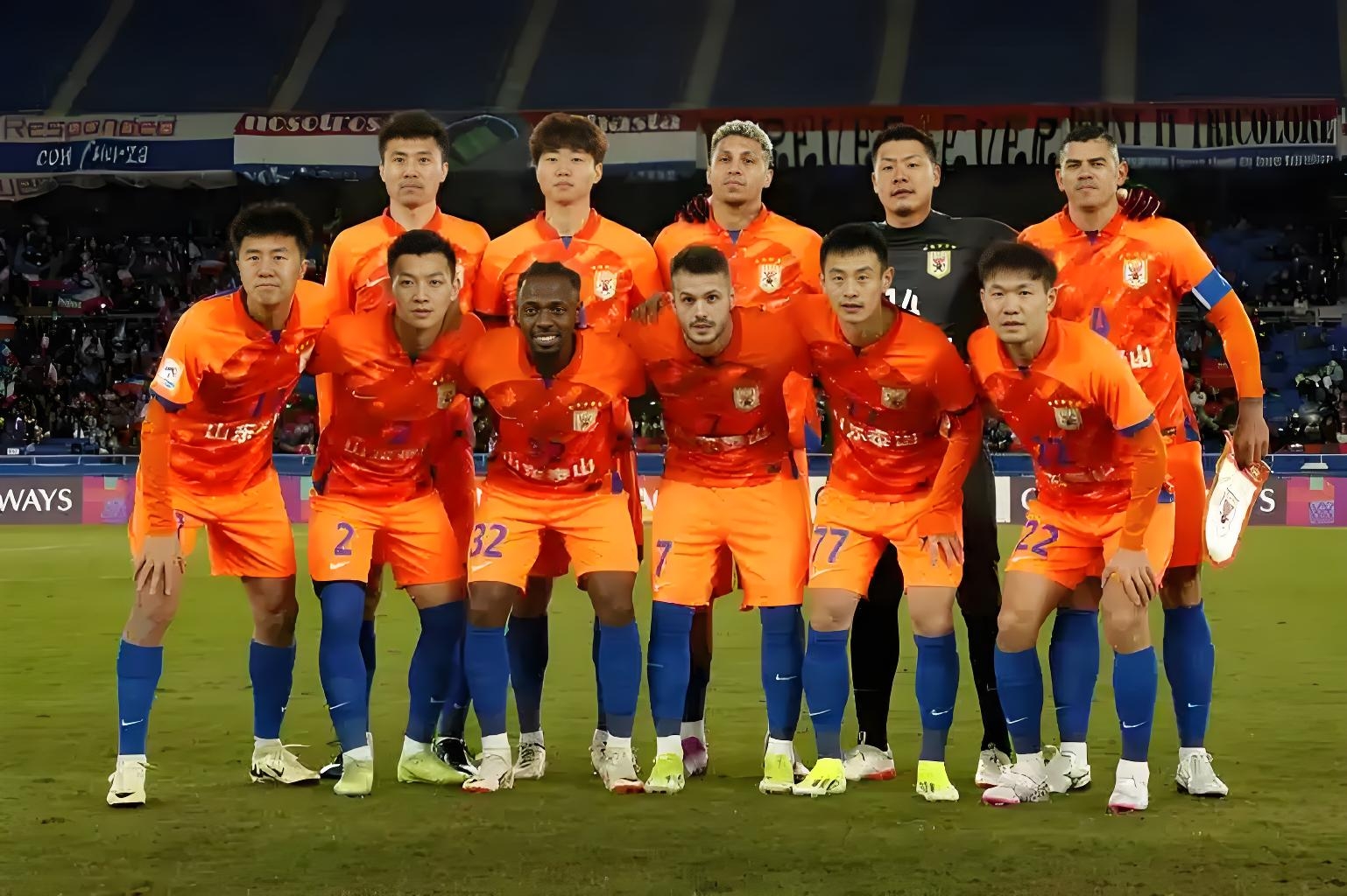 亚冠集结日走向成谜，山东泰山门线救险，管理层满意，临场指挥获称赞(山东泰山亚冠出线分析)