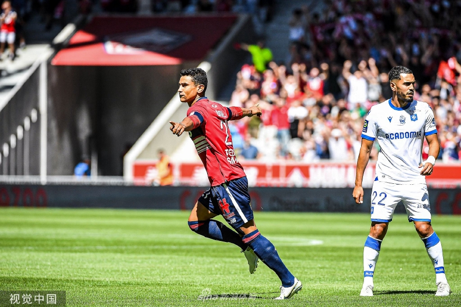 关于法甲倒计时,斯图加特今晚内部沟通,细节引发关注,话题不断,更衣室氛围转暖的信息 关于法甲倒计时,斯图加特今晚内部沟通,细节引发关注,话题不断,更衣室氛围转暖的信息